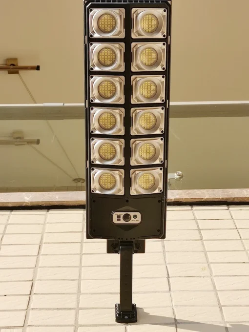 7700LM Solar Led Light - Image 17